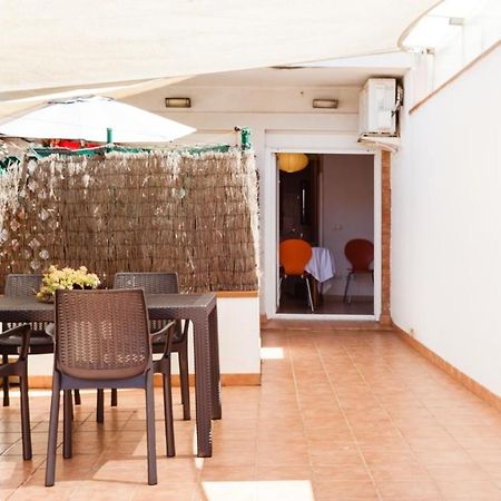 Patio Budget Apartment 12 칼론제 외부 사진