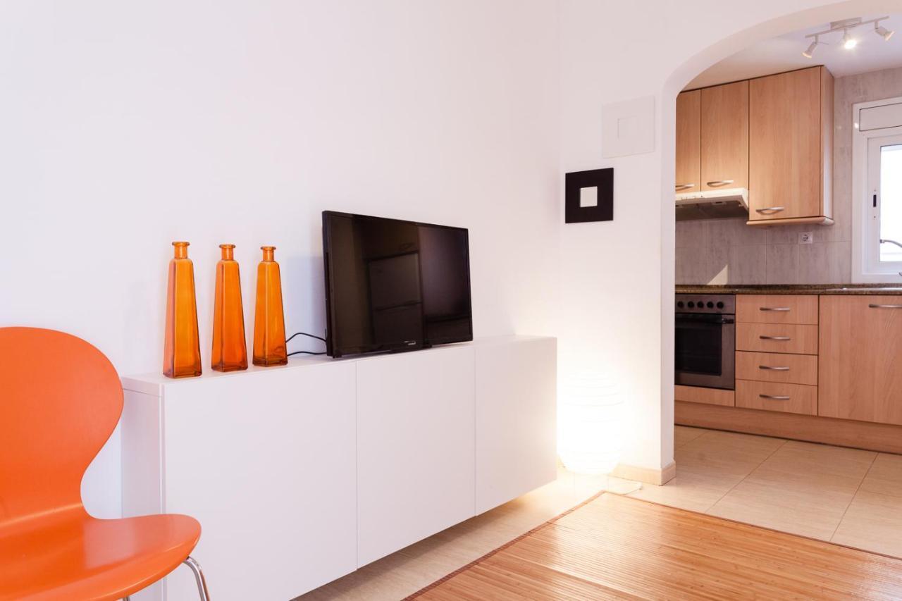 Patio Budget Apartment 12 칼론제 외부 사진